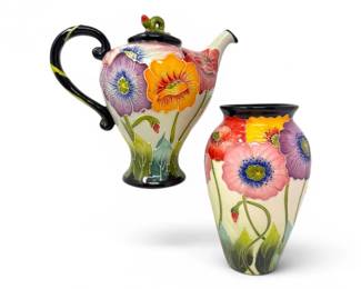 52 JMcCallBlueSkyPoppyFlowerTeapot2005MatchingDecorativeVase