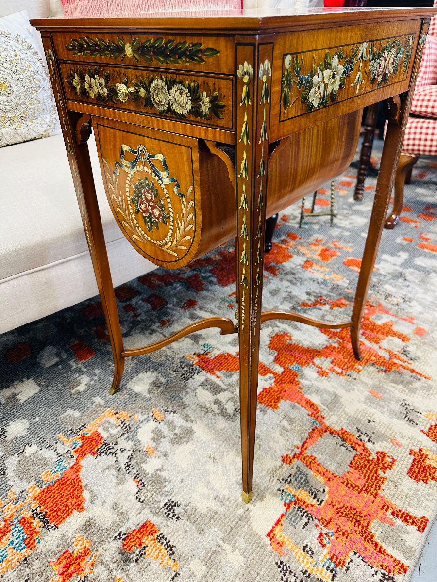 Beautiful Maitland Smith table 