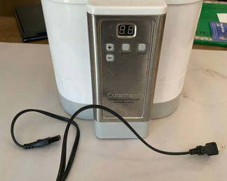 Lot 65: Cuisinart Yogurt Maker 