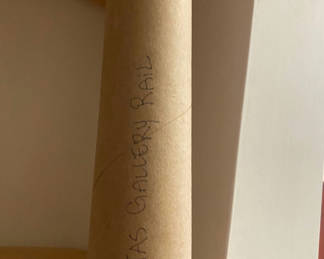 Lot 32: Gallery Hanging System