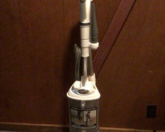 Lot 169: Shark Navigator Lift-Away Upright Vacuum