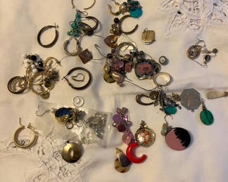 Lot 108: Assorted Jewelry Collection