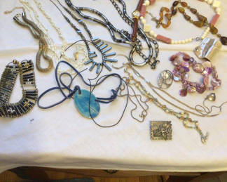 Lot 134: Assorted Jewelry Collection