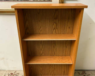 Lot 46: 3 Tier Book Shelf 