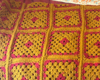 Lot 294: Assorted handmade textiles including crocheted blankets and quilts