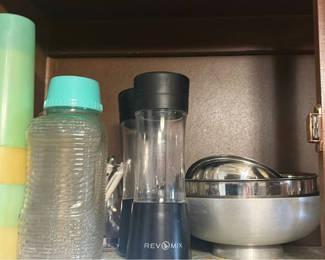 Lot 257: Revomix blenders and glassware