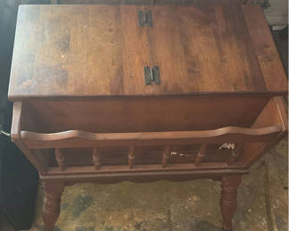 Lot 218: Antique wooden end table with lift-top lid and interior storage