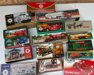 Lot 120: Texaco Die-Cast Collectible Banks and Trucks