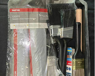 Lot 23: Boating safety gear and related outdoor equipment