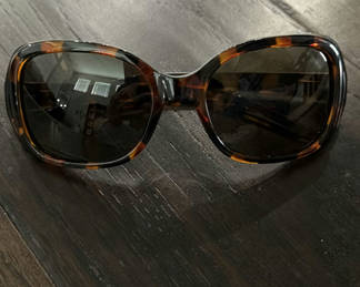Lot 86: Sunglasses
