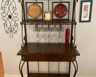 Stem Glasses And Decor ONLY