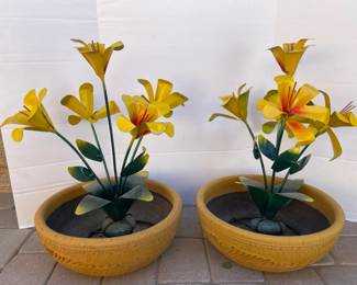 Metal Yellow Flower Yard Art