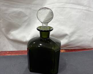 Decanter with stopper