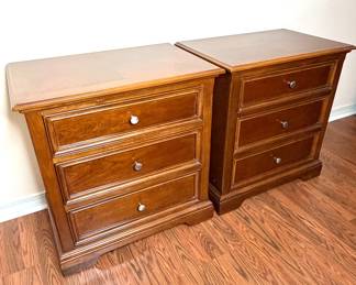 Set of 2 Universal Furniture Nightstands 