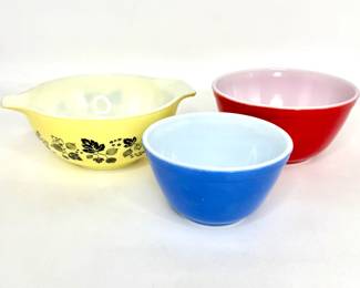 Pyrex Lot - Yellow Gooseberry, Red, Blue 