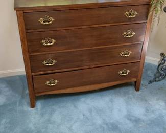 Vintage Mid-Century 4-Drawer Wood Dresser with Ornate Brass Pulls 42 x 20 x 35