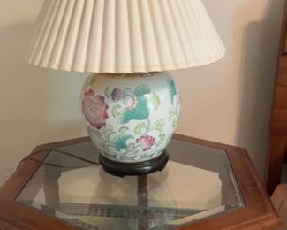 Vintage Chinese Floral Porcelain Lamp