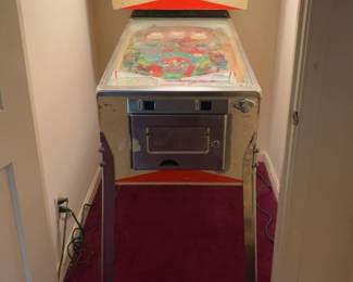Vintage 1964 Gottlieb Soccer Pinball Machine