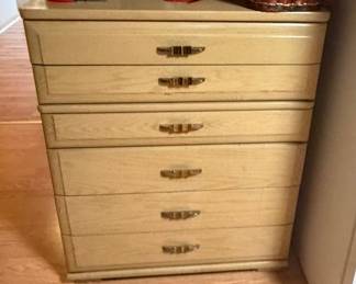 MCM Dresser