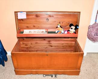 0006Some Highlights Manhattan Estate Sale