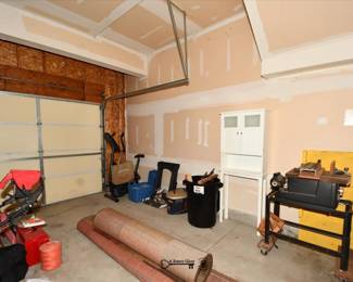 1047Garage