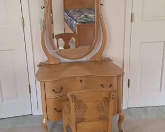  05 Birds Eye Maple Vanity Vintage