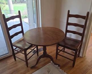 Small Table  2 Chairs