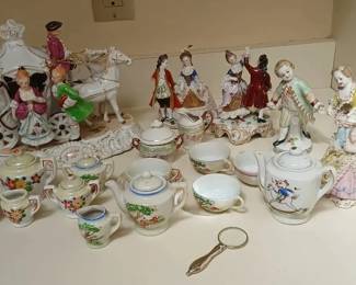 Ludwigsburg Carriage, Lace Figurines, Made In Japan Miniature Tea Sets
