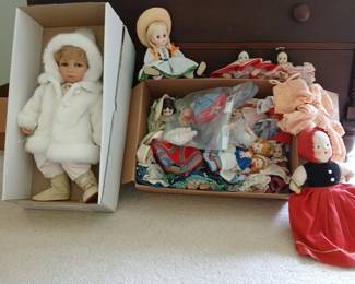 Gotz Doll, Lot Of String Dolls