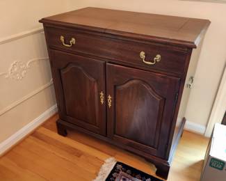 Henkel Harris bar chest