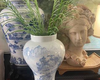 Blue and white temple Jar on stand Massive