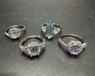 Lot of Fashion Rings 