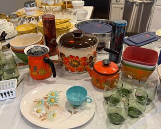 Vintage Enamelware Cookware Set with Daisy Platter