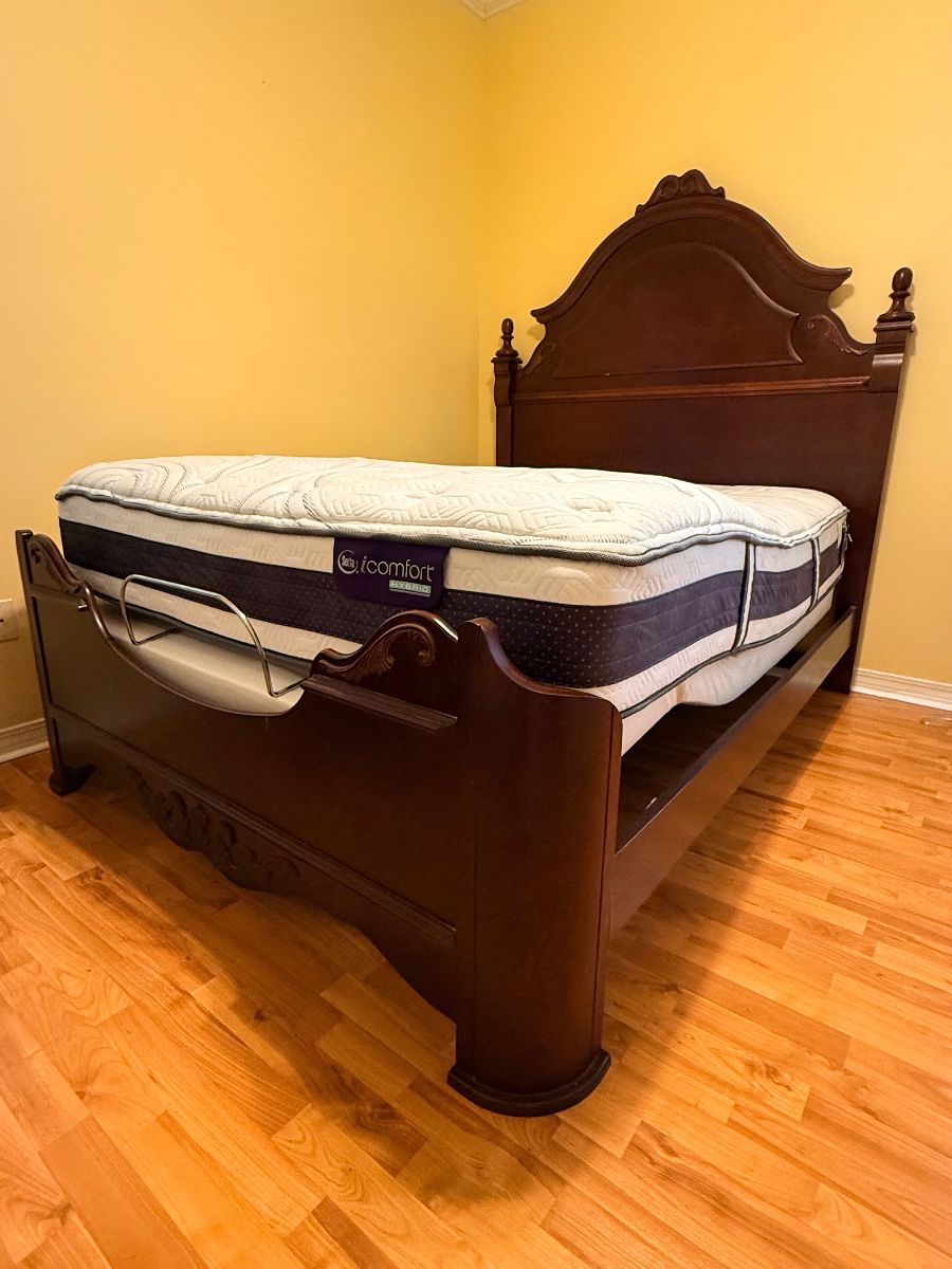 Antique Bed Frame with Serta iComfort Hybrid Mattress (Applause II - gel memory foam + coil support, high-end)