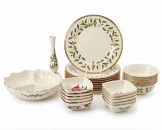 27  Lenox Holiday and Winter Greetings China Collection