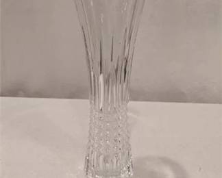 7R  Lead Crystal Diamond Etched Bud Vase