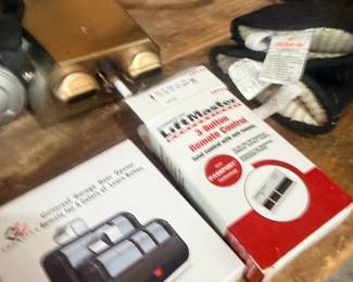 LiftMaster Garage Door Opener System New In Box Remote Control Home Hardware
