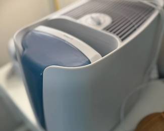 Portable Humidifier Air Purifier Blue White Compact Unit Home Appliance