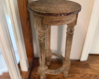 Rustic Round Pedestal Plant Stand Distressed Wood Turned Legs Accent Table Vintage