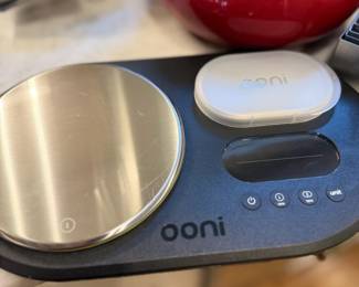 Ooni Pizza Oven Portable Outdoor Countertop Gas Wood Fired Cooking Appliance