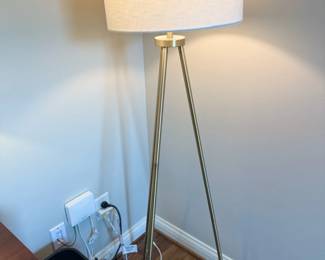 Tripod Floor Lamp White Drum Shade Modern Metal Legs Bedroom Living Room Lighting