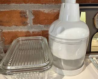 Kitchen Counter Lot Glass Storage Containers White Ceramic Soap Dispenser