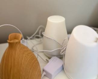 Essential Oil Diffuser Wood Grain Aromatherapy White Speaker Wellness Lot Home