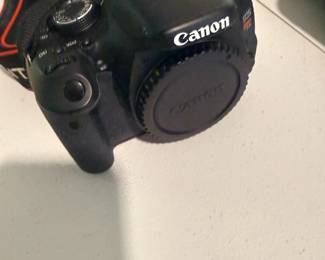 Canon DSLR Camera Digital SLR Photography Equipment Black Body Lens Electronics