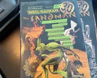 Sandman Graphic Novel Volume Neil Gaiman DC Comics Fantasy Horror Collectible