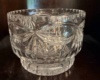 Heavy Crystal Cut Glass Bowl Footed Base Vintage Serving Dish Glassware