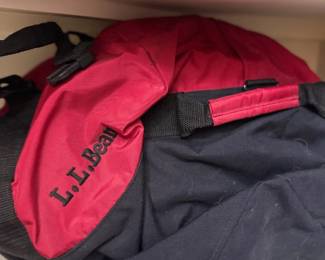 L.L. Bean Red Duffel Bag Travel Luggage Carry On Gym Bag Sports Gear Storage