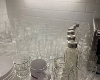 Clear Glassware Lot Drinking Glasses Mugs Cups Barware Kitchen Counter Drinkware