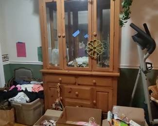 Beautiful hutch with glass shelves