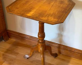 Antique Flamed Maple Tilt Top Table